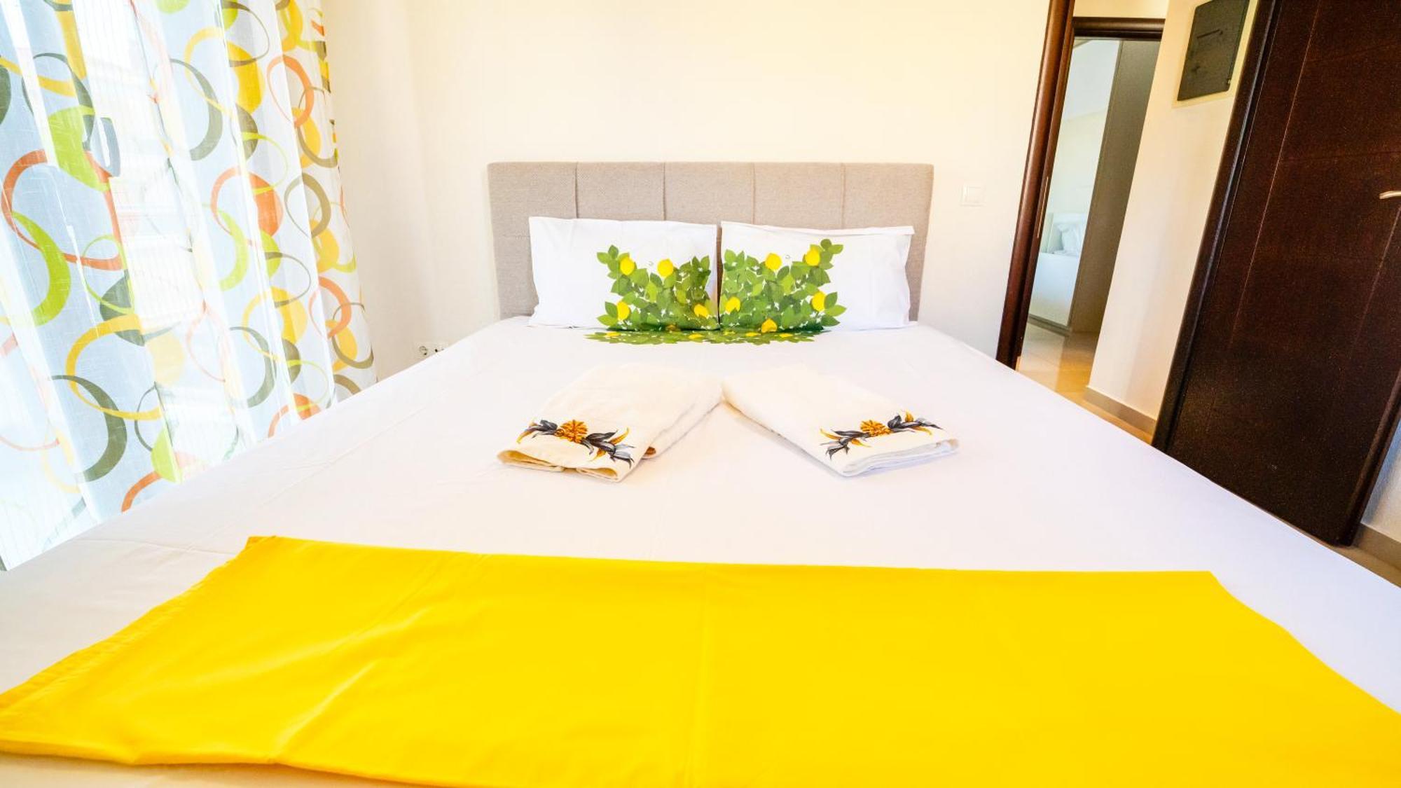 Luxury And Sunny Apartment 250 Mts From The Beach!! Peraía Extérieur photo